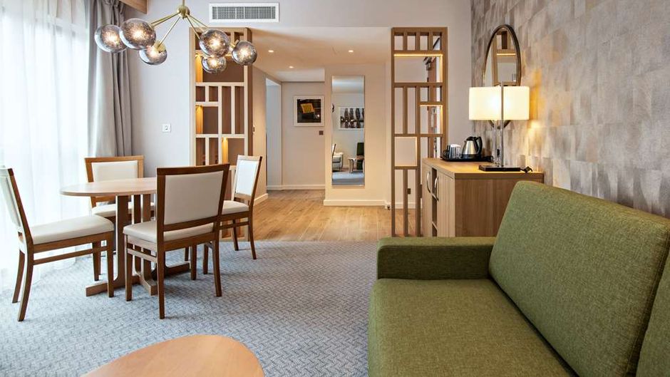 Hilton Garden Inn Abingdon Oxford Room