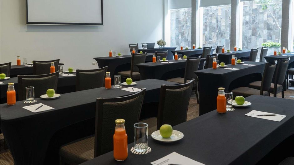 Pullman Lima San Isidro Meeting