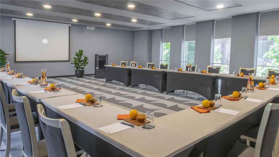 Pullman El Bosque Santiago Meeting