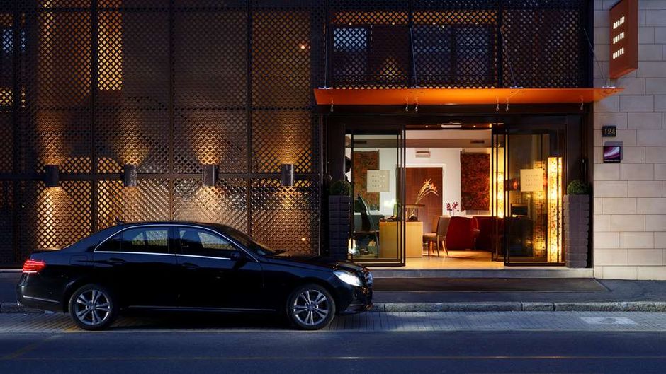 Milan Suite Hotel Exterior