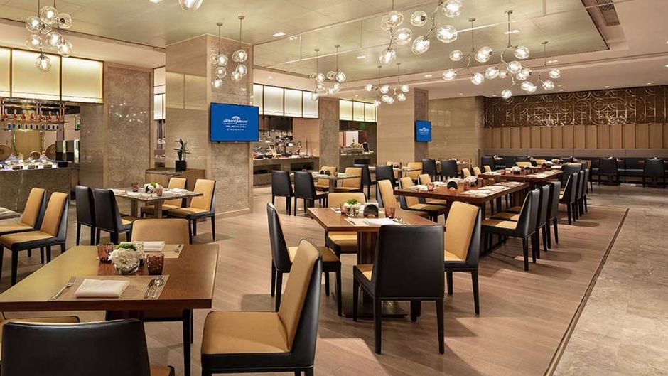 Howard Johnson by Wyndham Jimei Lake Plz Restaurant