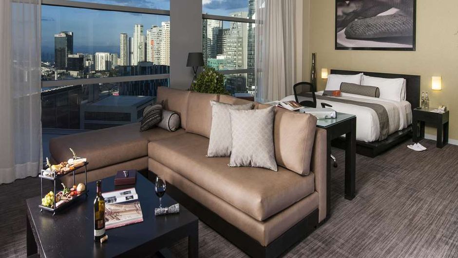 Stadia Suites Santa Fe Suite