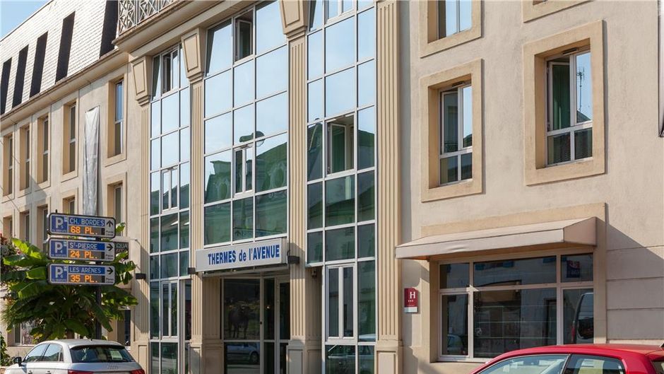 Hotel Les Thermes de l'Avenue Exterior