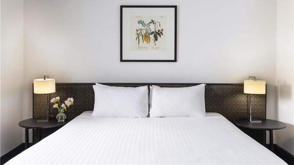 President Hotel Auckland Room