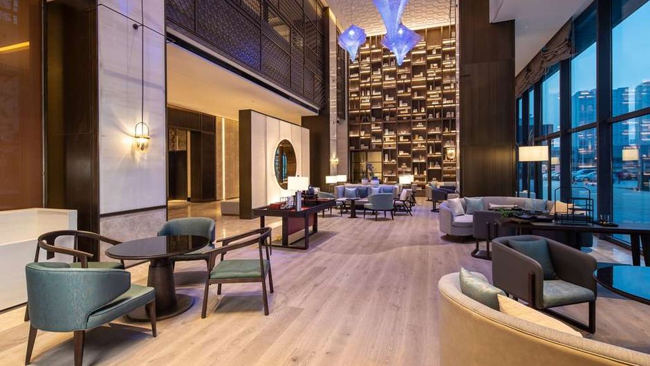 Ramada Plaza by Wyndham Xiangyang Lobby