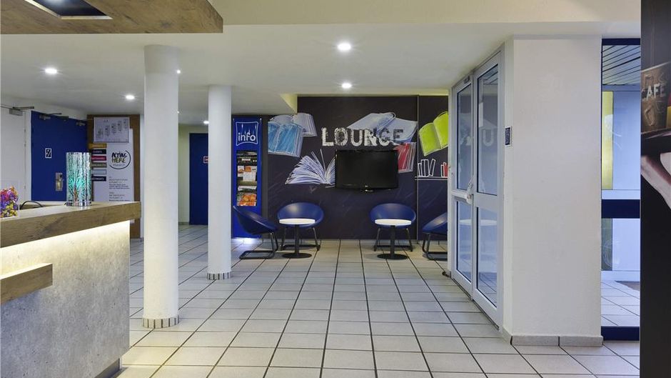Ibis Budget Chilly-Mazarin Exterior