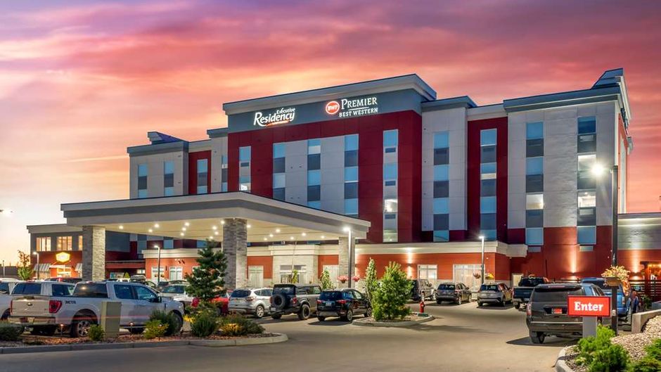 Best Western Premier Executive Residency Exterior