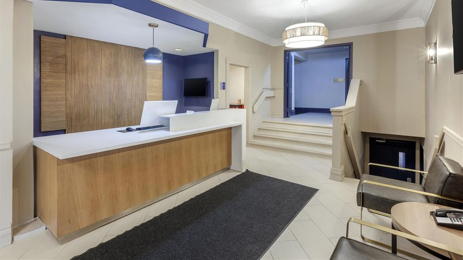 Best Western Kincardine Lobby