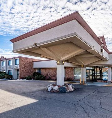 Quality Inn & Suites Albert Lea