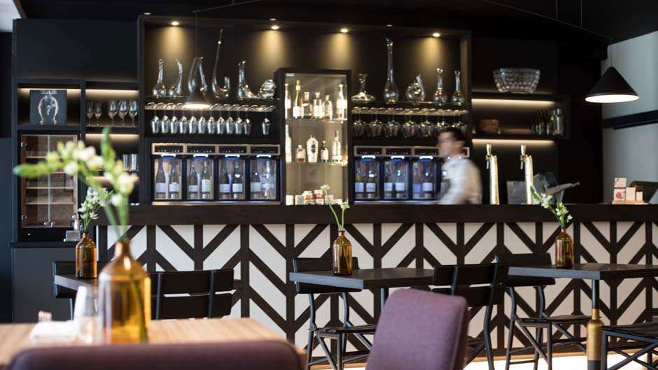 Castel de Tres Girard Restaurant