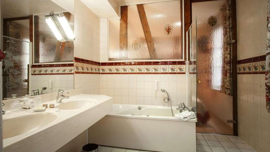 Hotel Beaucour Room