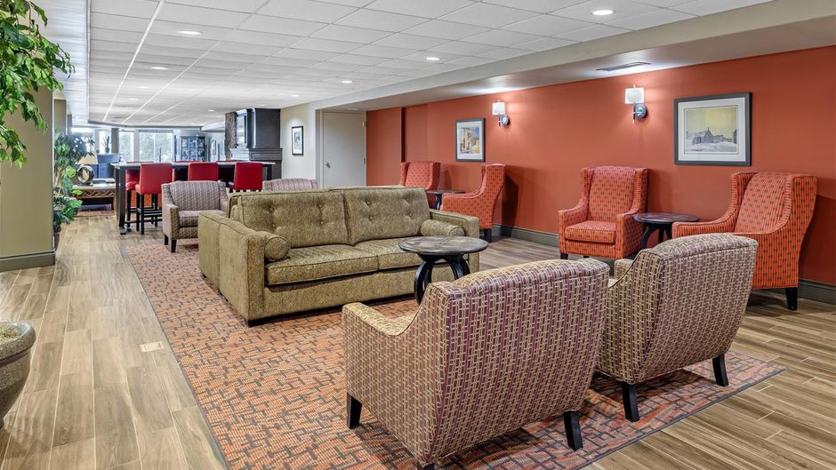 Best Western Plus Stoneridge & Conf Ctr Lobby