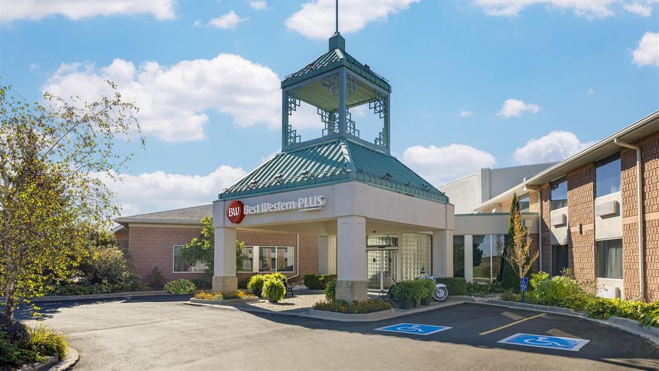 Best Western Plus Stoneridge & Conf Ctr Exterior