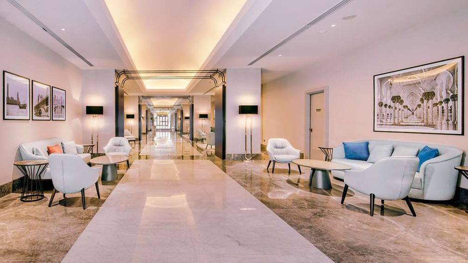 Radisson Blu Hotel & Resort, Corniche Lobby