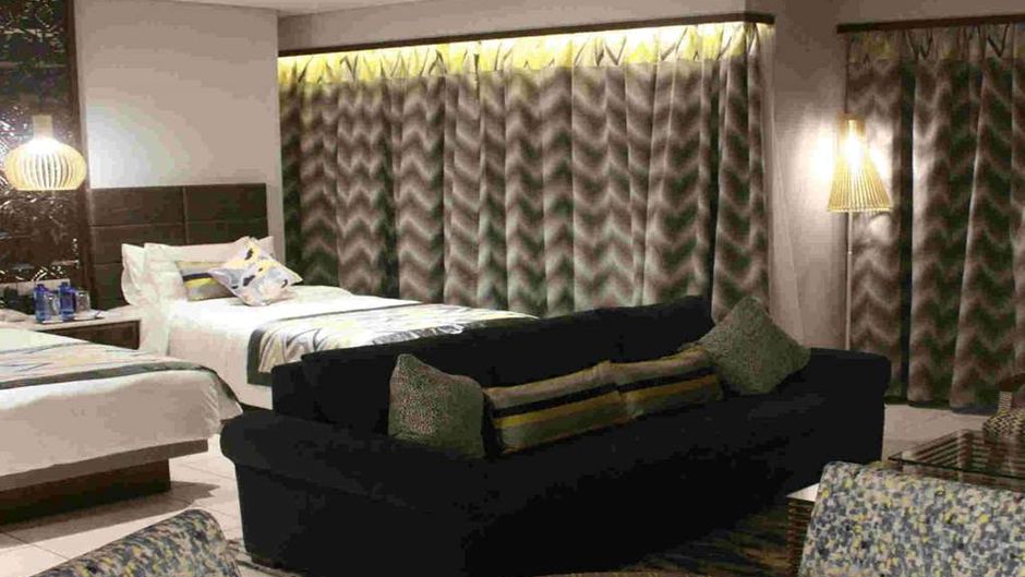 Neelkanth Sarovar Premiere, Lusaka Suite