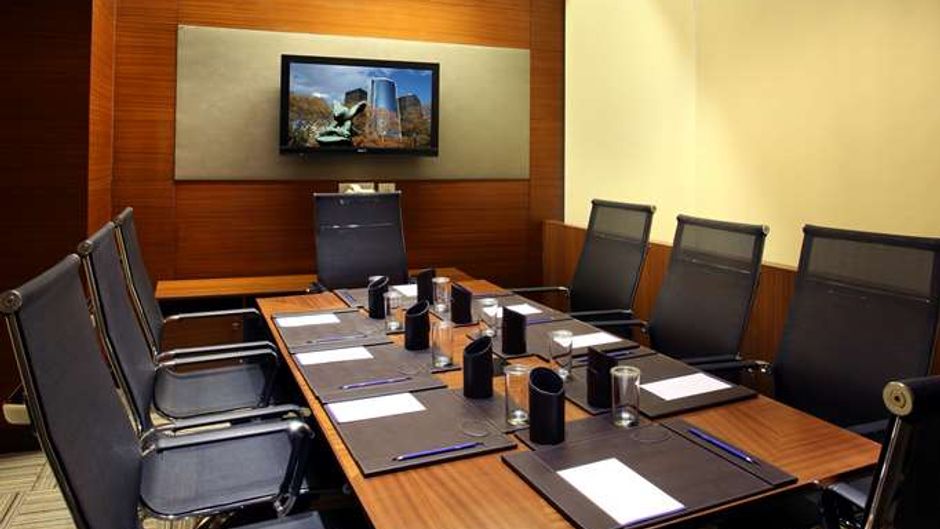Mahagun Sarovar Portico Meeting