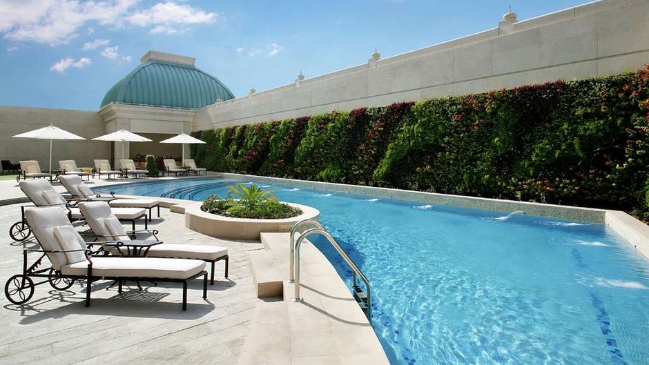 Al Habtoor Palace Pool