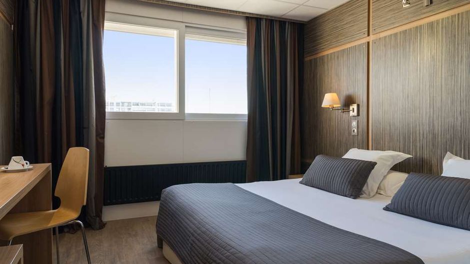 Hotel The Originals Le Neptune Room