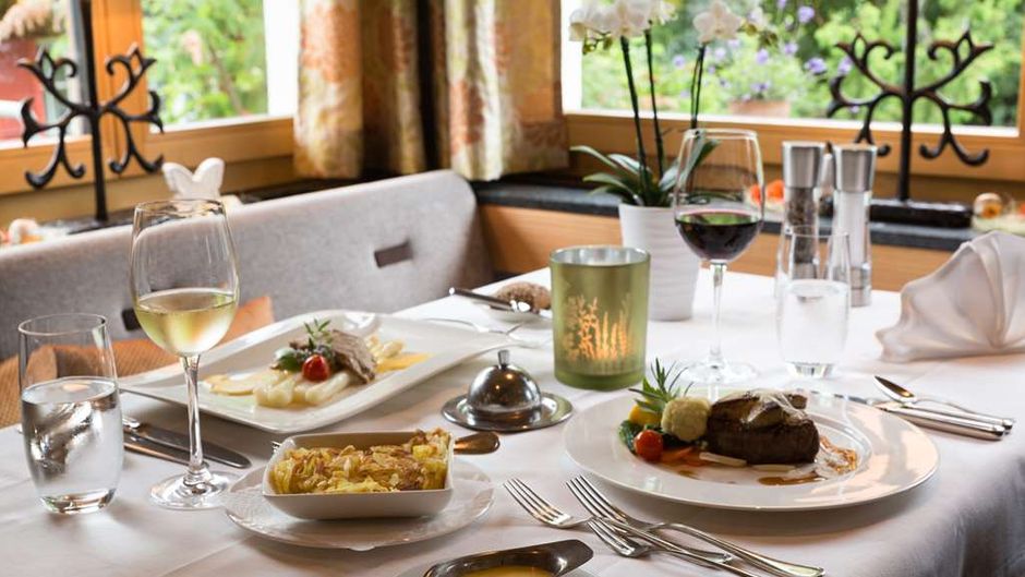 Hotel The Originals Kirchbuehl Restaurant