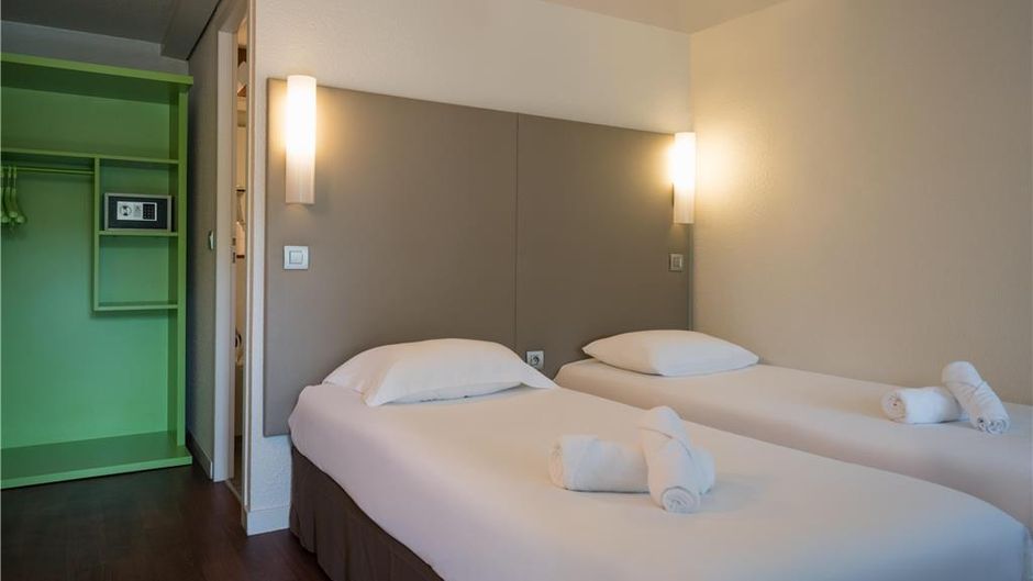 Hotel Du Lac Room