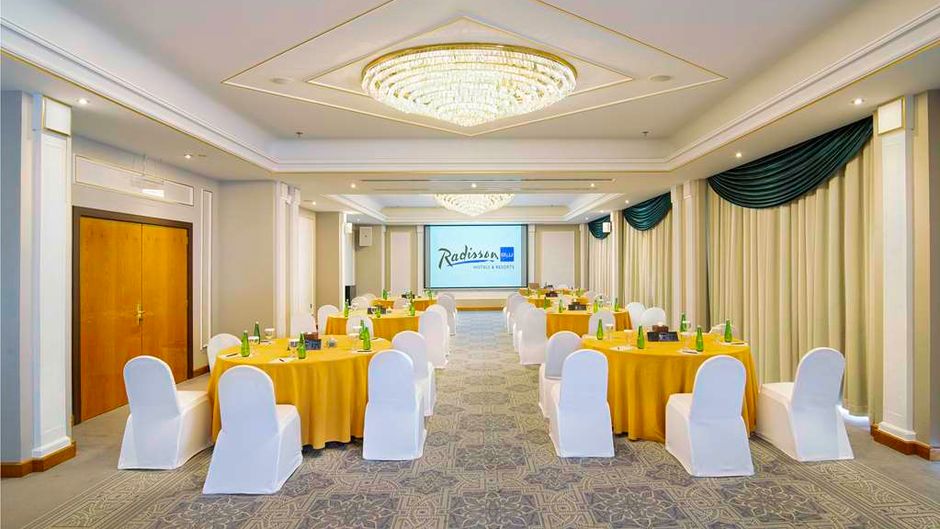 Radisson Blu Hotel & Resort Al Ain Meeting