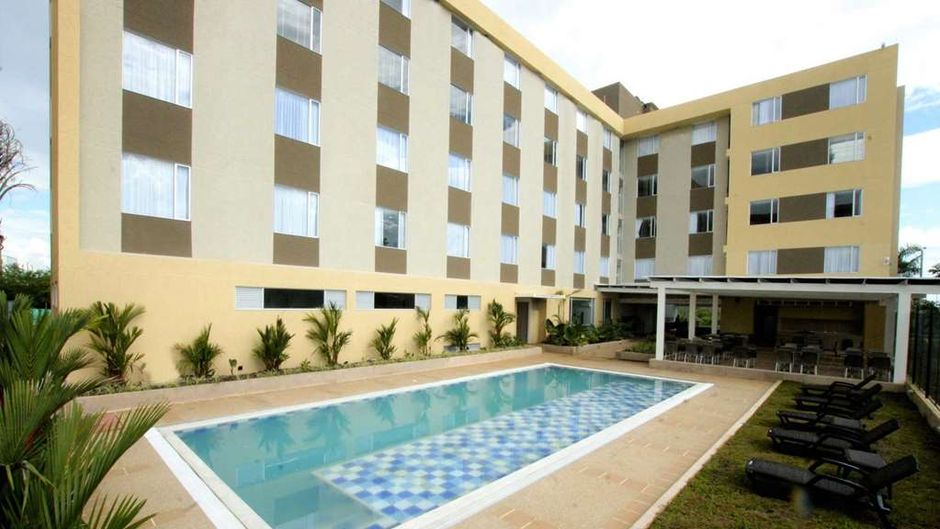 Best Western Puerto Gaitan Hotel Pool