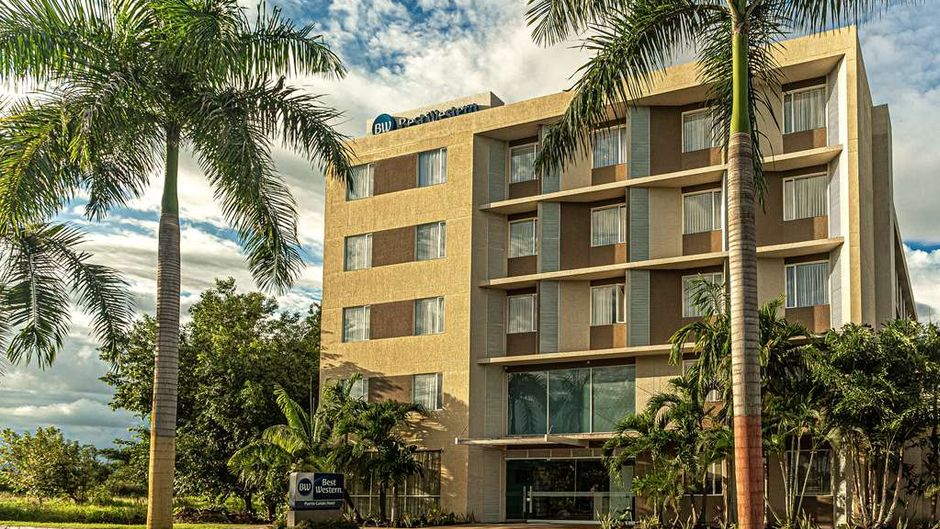 Best Western Puerto Gaitan Hotel Exterior