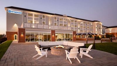 Wyndham Newport Hotel at Atlantic Resort