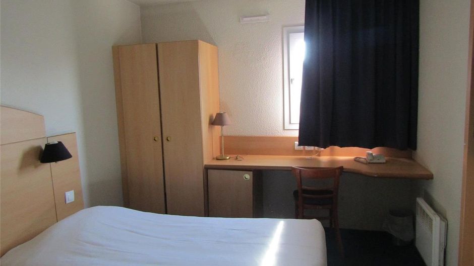 Ibis Budget Fresnes Exterior