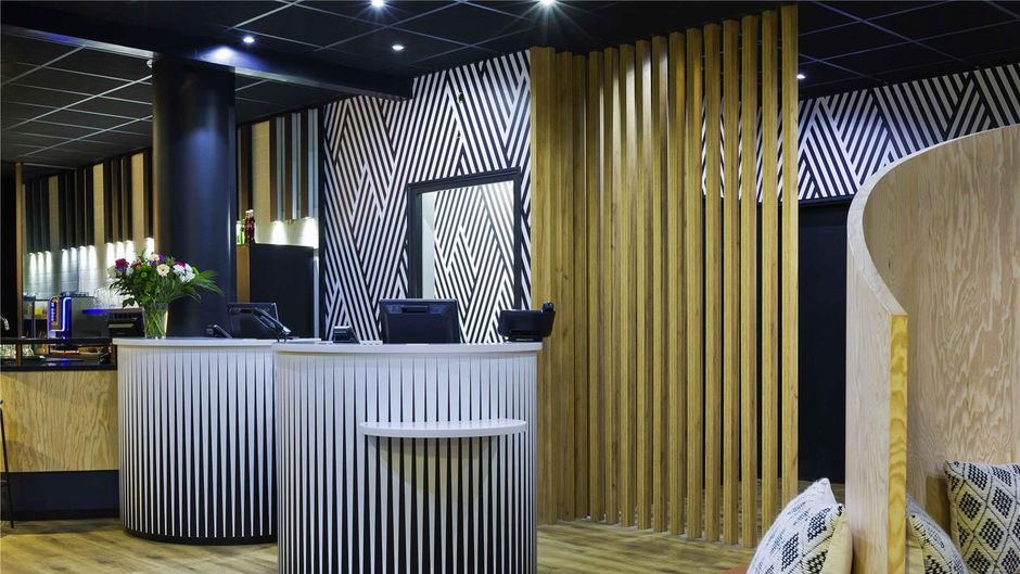 Ibis Styles Massy Opera Exterior