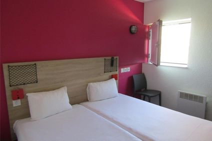 Hotel F1 Igny Massy Tgv