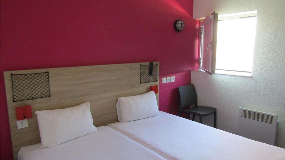 Hotel F1 Igny Massy Tgv Exterior