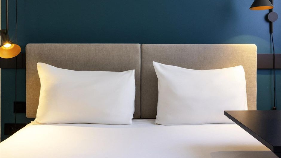Ibis Hotel Marseille Centre Room