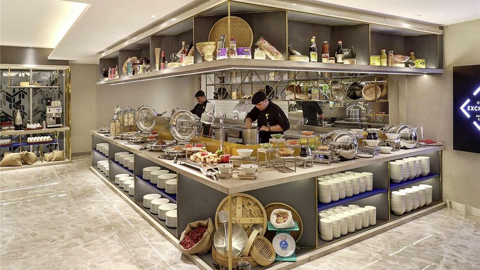 Novotel Jakarta Cikini Restaurant