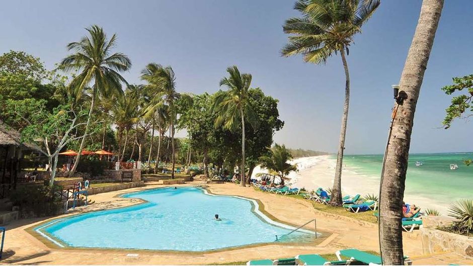 Baobab Beach Resort and Spa Pool