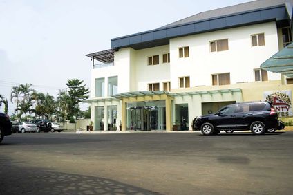 Monty Suites & Golf Uyo