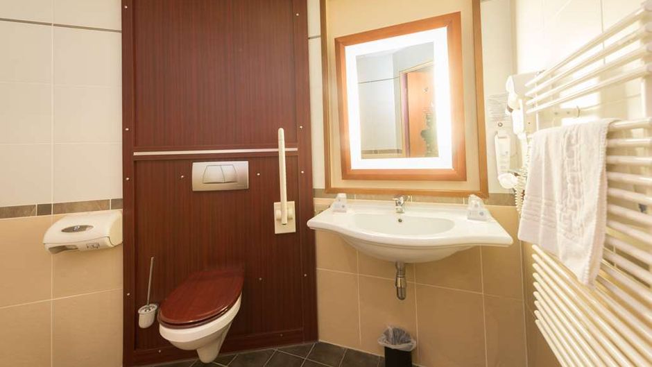 Kyriad Limoges Centre Gare-Atrium Suite