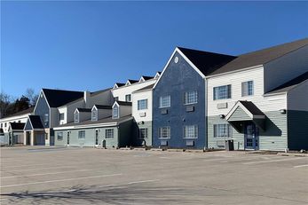 Days Inn & Suites Williamsburg North