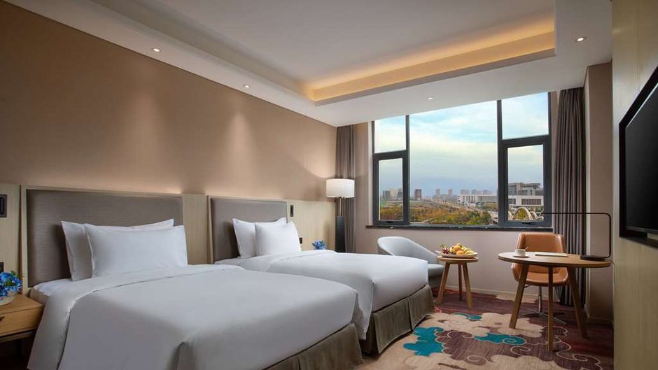 Ramada by Wyndham Zhengzhou Xinzheng Room