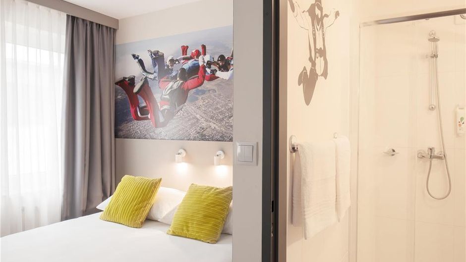 Ibis Styles Warsaw West Room