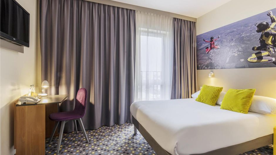 Ibis Styles Warsaw West Room