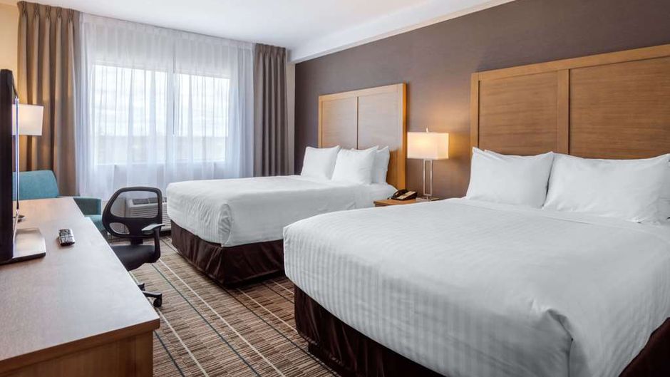 Quality Hotel Clarenville Room