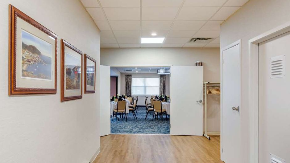 Quality Hotel Clarenville Meeting