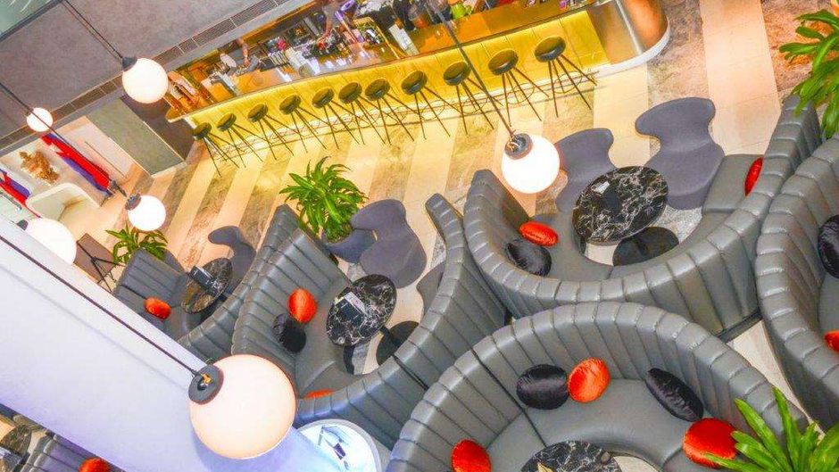 Sun & Moon Urban Hotel Lobby