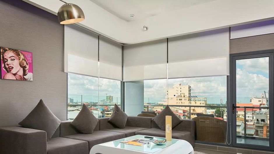 Sun & Moon Urban Hotel Room