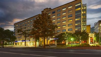 DoubleTree by Hilton St Louis Forest Prk
