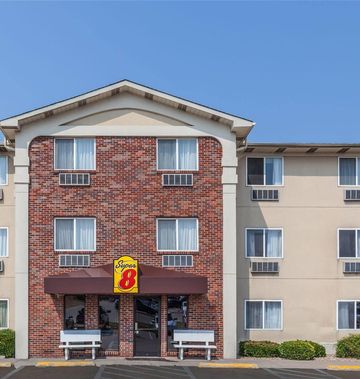 Super 8 Irving DFW Airport/South