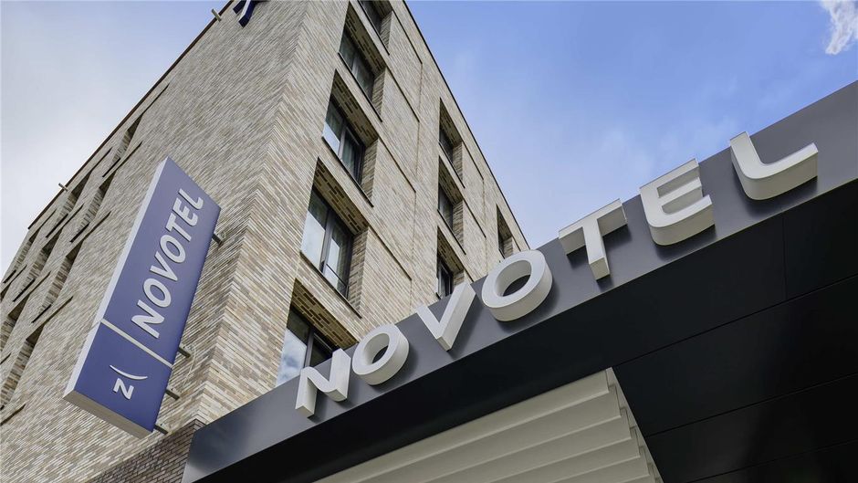 Novotel Regensburg Center Exterior