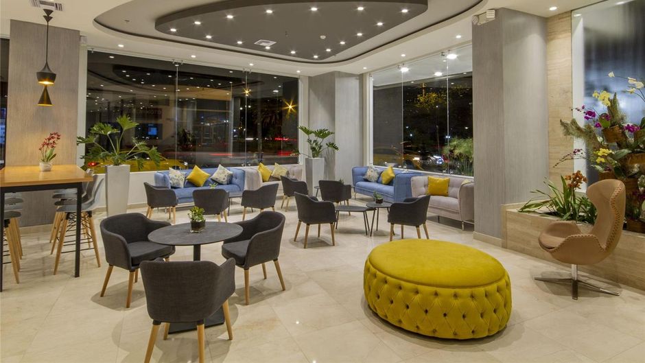 Ibis Quito Exterior