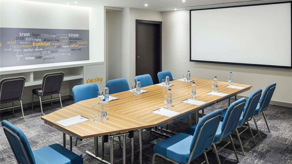 Adagio Aparthotel Jeddah Malik Road Meeting